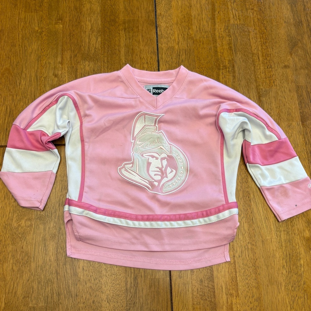 Ottaws Sens kids jersey pink size 4 Girls Reebok MHL Hockey